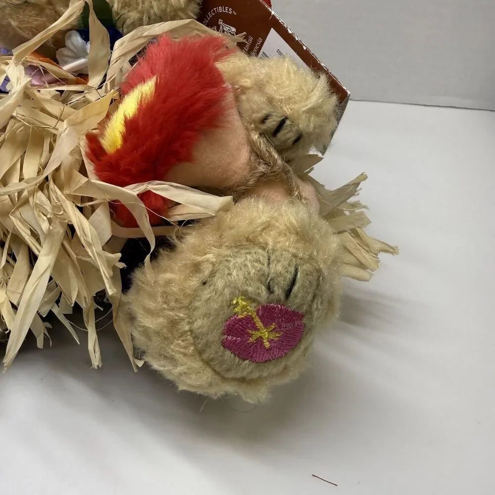 Vintage Hawaiian Collectibles Barefoot AUANA HULA GIRL Collectible Stuffed Bear